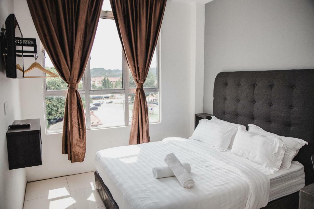Phoenix Hotel Gua Musang Ngoại thất bức ảnh